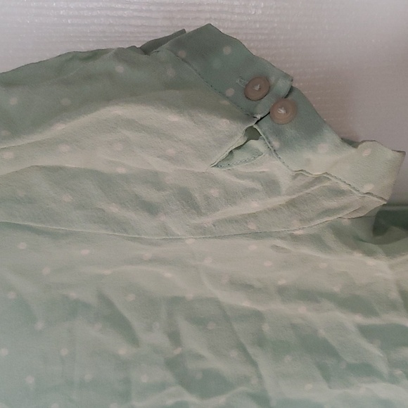 Limited button up silk shirt - Picture 5 of 5